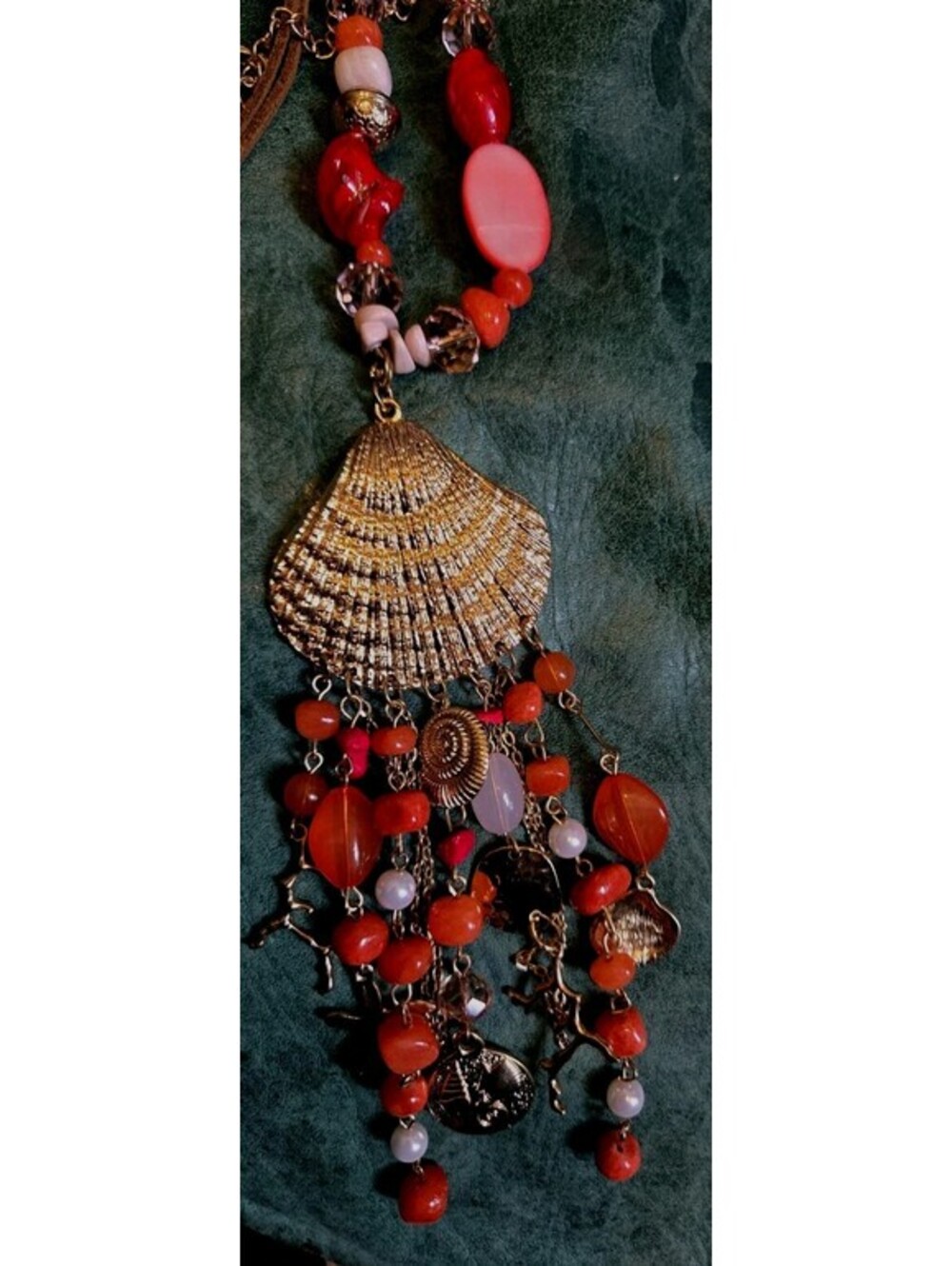 Erica Lyons Signed Red Bubble Beads Seashell Gold Tone Statement Necklace 36"+6"